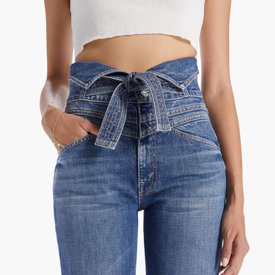 motherdenimのインスタグラム：「NEW FIT ALERT... The Triple Stack Dazzler in Great Awakenings   Triple the pleasure. Our most popular straight leg with an ultra high rise, triple yoke at the waist and 29-inch inseam. Cut from semi-rigid denim with minimal stretch, these medium blue jeans are SUPERIOR.  Link in bio to shop 👖」