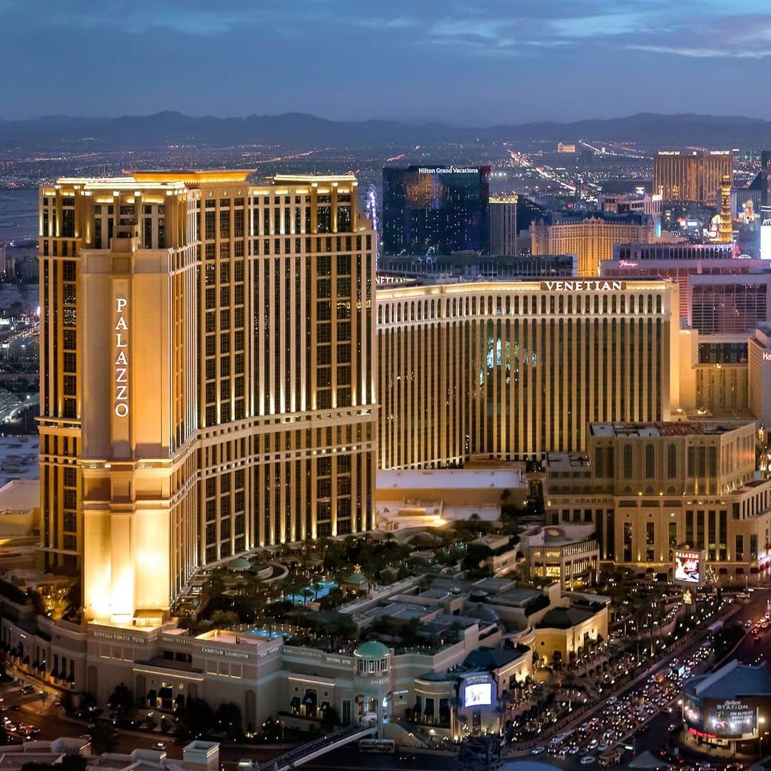 The Venetian Las Vegasさんのインスタグラム写真 - (The Venetian Las VegasInstagram)「Who's ready to see this view again? #vegas」2月21日 5時00分 - venetianvegas