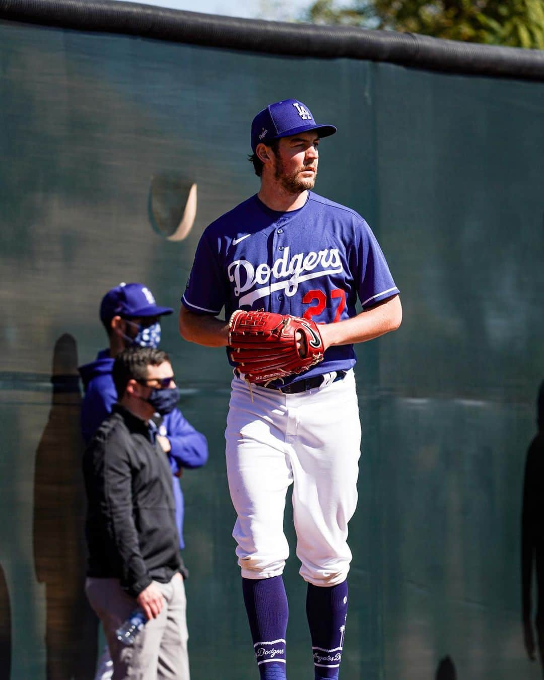 トレバー・バウアーさんのインスタグラム写真 - (トレバー・バウアーInstagram)「Practicing my one eye closed strikeouts 🤣@dodgers」2月21日 5時08分 - baueroutage