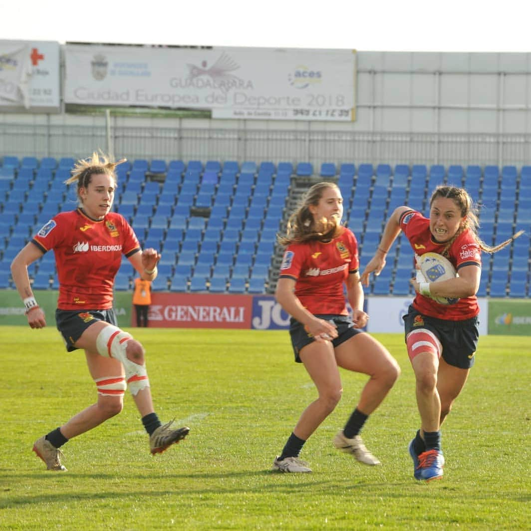 ワールドラグビーさんのインスタグラム写真 - (ワールドラグビーInstagram)「🏉 @ferugby took their first steps on the road to #RWC2021 with a 56 - 7 win over Russia earlier today in the @rugby_europe Championship   #rugby #rugbygram #wrugby #rugbylife | 📸 Raul Garcia/RGL Fotos」2月21日 5時09分 - worldrugby