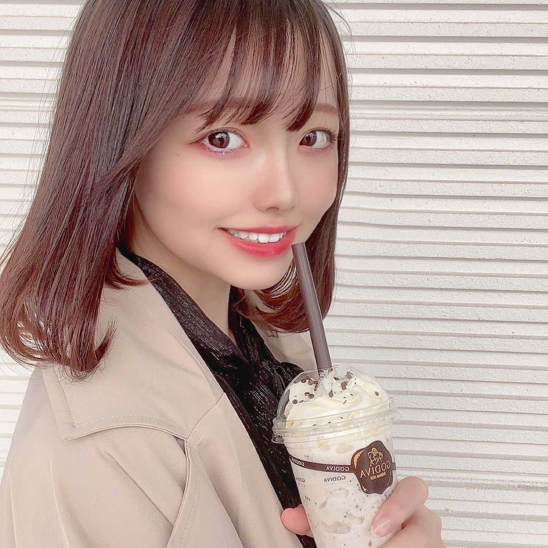 奥本陽菜のインスタグラム：「人間界たのしい✌️✌️✌️  ・ ・ ・ ・ ・ ・ #なにゆーてんの #この人」