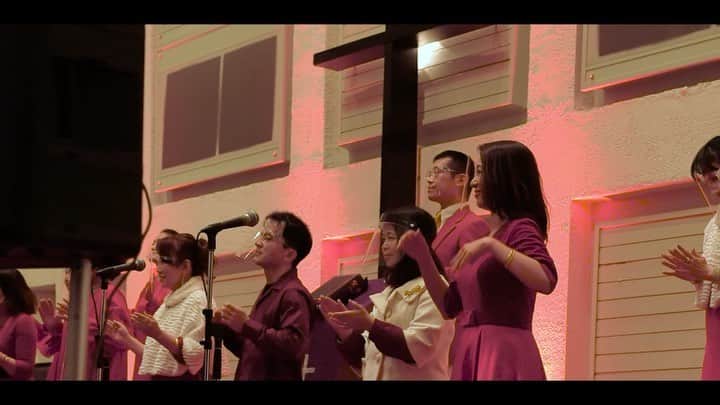 TiAのインスタグラム：「TiA's Choir 2020 "Singing"クリスマス Concert 🎄🎁YouTubeにダイジェスト映像をアップしました。 YouTubeにてTiA channel って検索してください😊チャンネル登録も宜しくお願いします。✨🔔  #gospel #ゴスペル　#クワイア #ゴスペルクワイア　#singing #singer #church #love #peace #happy #smile #jesuse #music #followforfollowback #followme #dress」