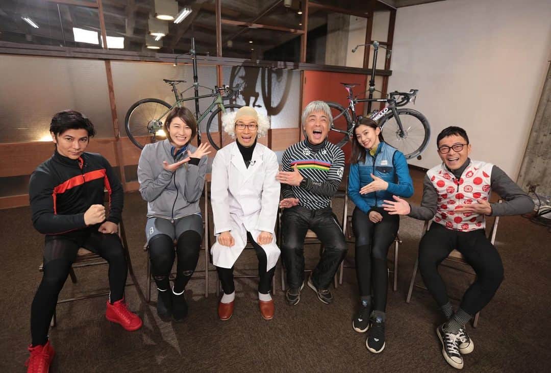 のインスタグラム：「・ 2/24（水）18:00〜19:45 NHK-BS1 『チャリダーSP★教えて！自転車競技』 に出演させていただきます🚴‍♀️ ・ 1日中色んな自転車競技を体験させてもらって楽しかったー😍 それぞれの競技の魅力、楽しさ、難しさを是非皆さんに知っていただきたいので見てくださいね😉💪 ・ #NHKBS1 #チャリダー #うじきつよし さん #猪野学 さん #朝比奈彩 さん #武田信治 さん #レイザーラモンRG さん #狩野舞子」