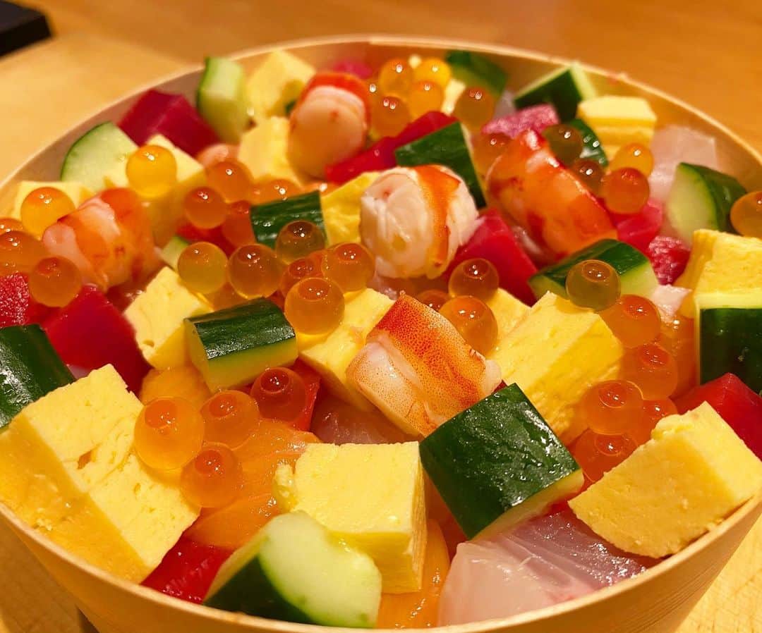 のインスタグラム：「#sushi  #foodpic  #instafood #japanesecuisine #ginza  #tokyo  #kappou #kitaohji #KitaohjiGinzaThailand #omakasecourse  #foodstagram                  #割烹 #yummy #gourmetfood   #東京グルメ #shefstalk #instatokyo #instagood #instapic  #bangkoksushi #sushibangkok  #catering #delivery」