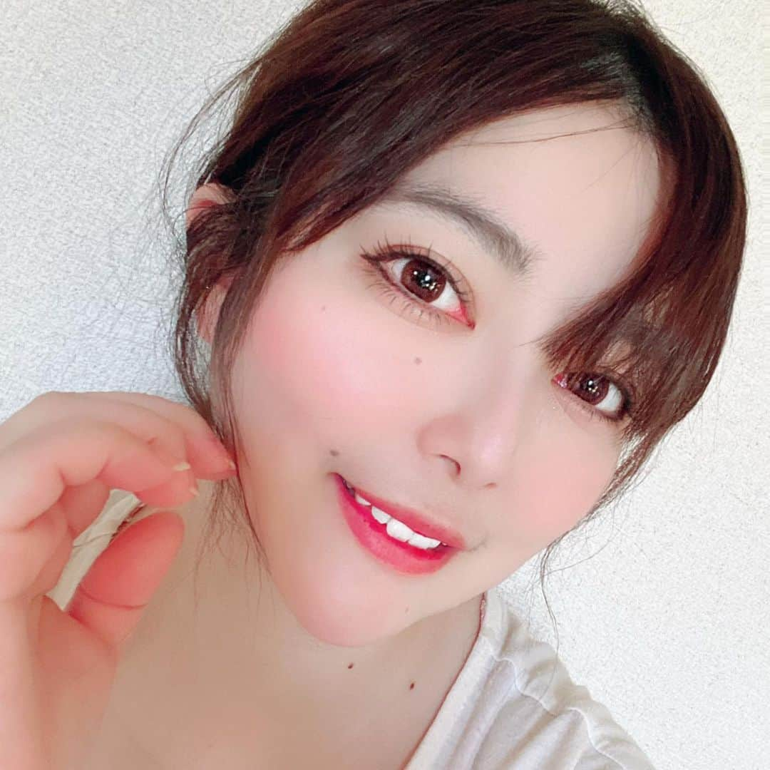 滝川かのん（三城ありさ）さんのインスタグラム写真 - (滝川かのん（三城ありさ）Instagram)「歯のホワイトニングしてきたよ(●´ω`●) #歯 #ホワイトニング #芸能人は歯が命  #ホワイトニングバー #綺麗になりたい #可愛くなりたい  #美容」2月21日 16時13分 - sanjyo_arisa