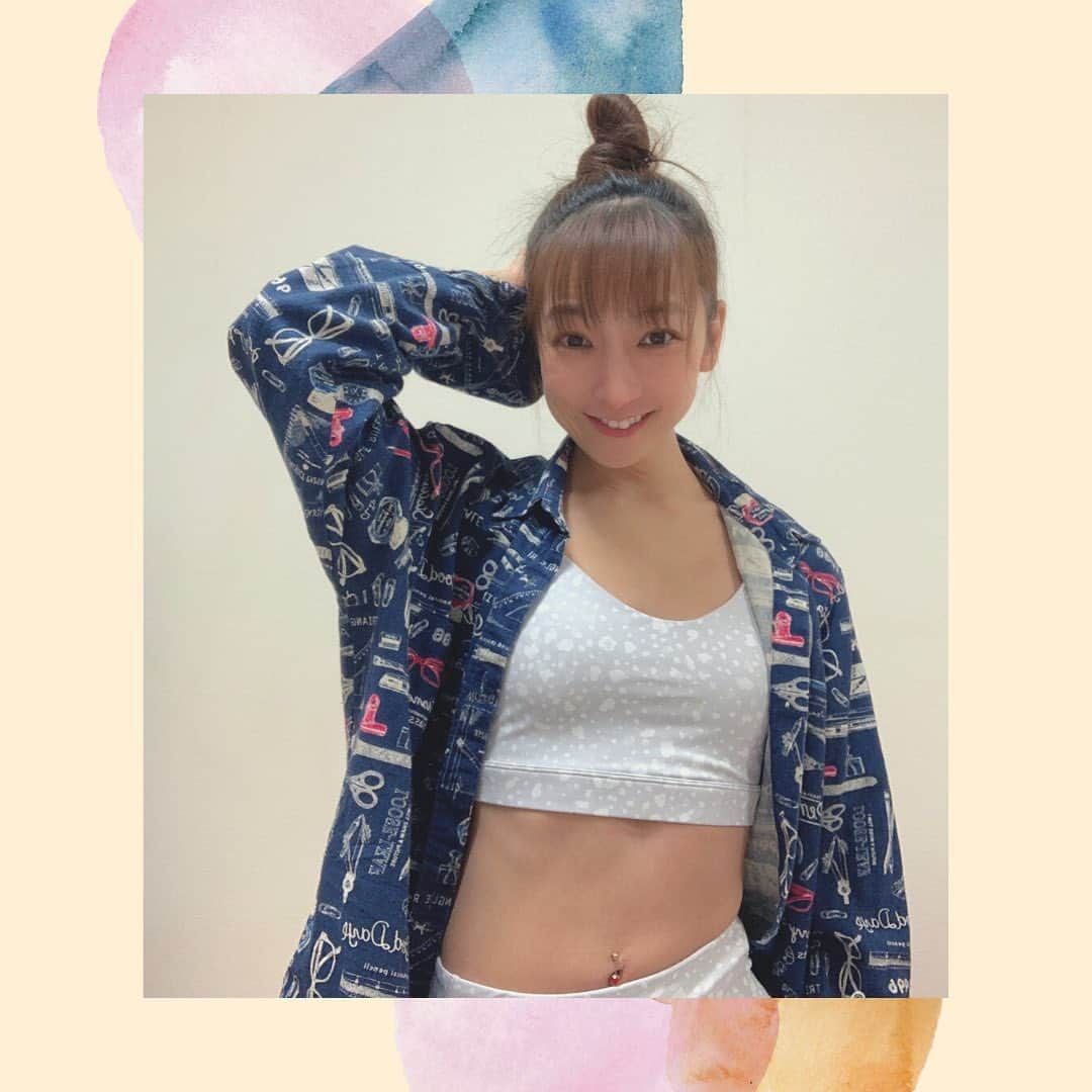 谷口あかりさんのインスタグラム写真 - (谷口あかりInstagram)「﻿ ﻿ ﻿ 稽古お休みの日に﻿ 体動かして﻿ しっかりバランス整える！﻿ ﻿ ﻿ ﻿ やる気を出すために﻿ まずは格好から笑﻿ ﻿ ﻿ ﻿ 最近のお気に入り﻿ @mightysolo  ﻿ ポッケもついてて﻿ かわいいんだ♡﻿ ﻿ ﻿ ﻿ ﻿ Smile with Me♡﻿ ﻿ ﻿ ﻿ *☼*―――――*☼*―――――*☼*――――*☼*﻿ ﻿ mightysolo キャンペーン﻿ ●15%offディスカウントコード（3か月有効）: akaringo15﻿ ●送料無料﻿ ●2月中にお買い上げいただいた方全員にLucidトイレタリーバッグ（3800円相当）をプレゼント ﻿ ﻿ *☼*―――――*☼*―――――*☼*――――*☼*﻿ ﻿ #IAmMightySolo﻿ #japan #tokyo #Smile #女優 #劇団四季 #ミュージカル #一茶企画 #モデル #model  #ポートレートモデル  #instaportrait  #instapic #インフルエンサー  #インスタグラマー  #influencer #サロンモデル  #Instagrammer  #音楽 #散歩  #筋トレ #ヨガ」2月21日 8時09分 - akari.taniguchi