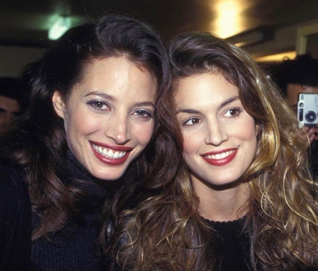 クリスティー・ターリントンさんのインスタグラム写真 - (クリスティー・ターリントンInstagram)「Happy Birthday Beauty @cindycrawford  Always a friend. Always a lady. 🥂❤️」2月21日 8時12分 - cturlington