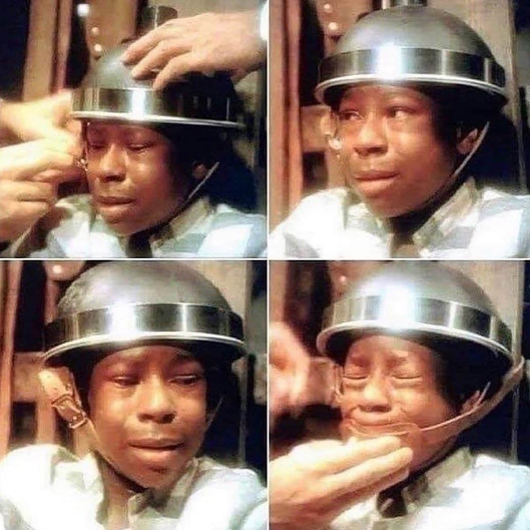 アイシャ・タイラーのインスタグラム：「This is a child. An innocent child that the government murdered. A child that was convicted in bias and killed in bias and forgotten because of the bias of this country’s racist roots. When people ask you why Black Lives Matter: this is why.   TRIGGER WARNING: George Stinney Jr. was the youngest person sentenced to death in the 20th century in the United States.  He was only 14 when he was executed by electric chair.  During his trial, until the day of his execution, he always carried a bible in his hands, claiming for innocence.  He was accused of killing two white girls, Betty of 11 years old and Mary of 7, the bodies were found near the house where the teenager resided with his parents.  At that time all the jurors were white. The trial lasted only 2 hours and the sentence was handed down 10 minutes later. The child's parents were threatened and prevented from giving him gifts in the courtroom and then expelling them from that city.  Before the execution, George spent 81 days without being able to see his parents. He was trapped in a solitary cell, 80 km from his city. He was heard alone without the presence of his parents or a lawyer.  He was electrocuted with 5,380 volts in the head.  70 years later, his innocence was finally proven by a judge in South Carolina. The beam with which the two girls were killed, weighed more than 19.07 kilograms. Therefore, it was impossible for Stinney to be able to lift it, let alone be able to hit hard enough to kill the two girls. The child was innocent, someone put everything together to blame him just for being black. #blackhistorymonth」