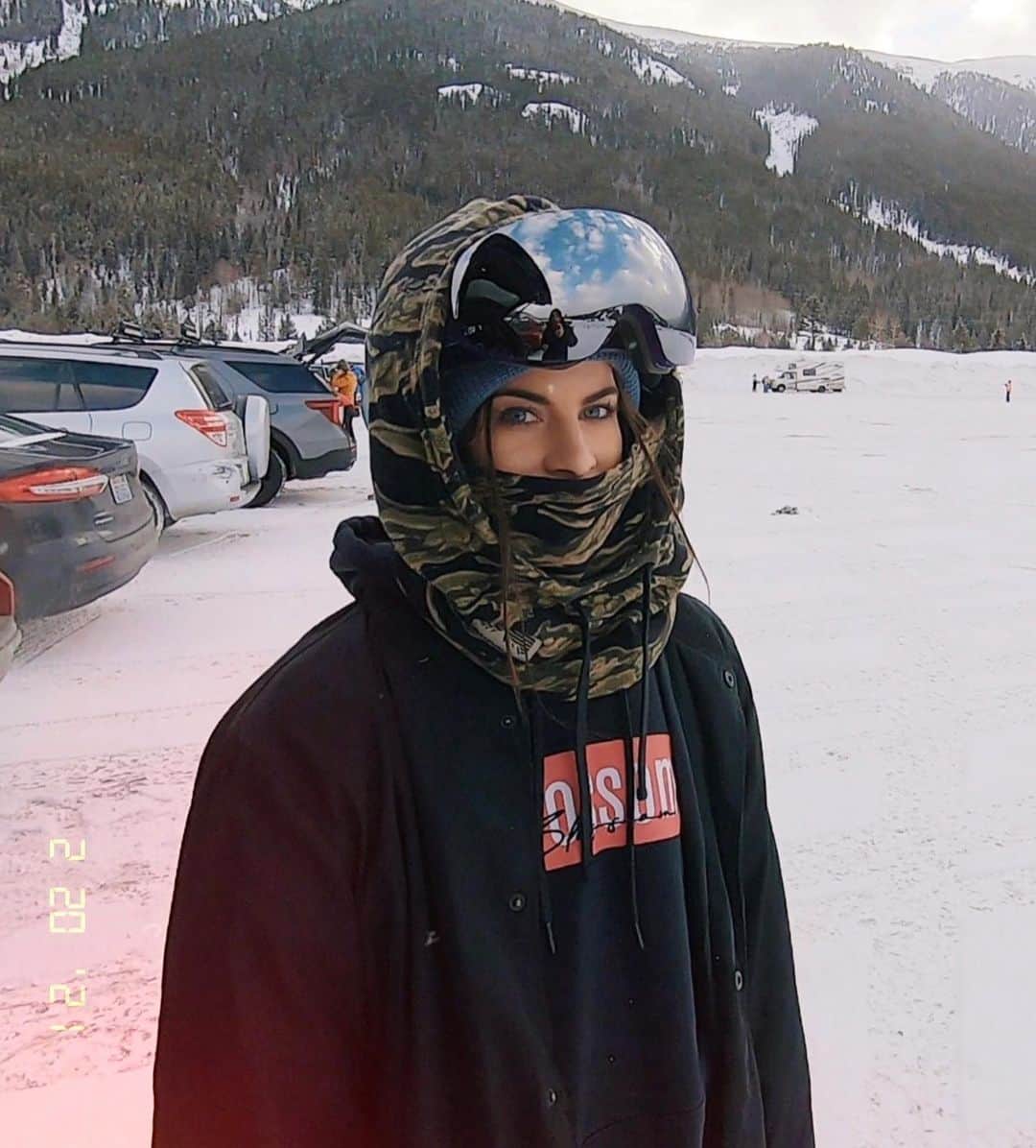 Paige Reillyのインスタグラム：「Okkkk Copper 🙌🏻 today was such a good day - a little back bowls, a little trees and a little park. All of my favorite things ☺️ Definitely in the running for favorite mountain 🏔👀⁣⁣⁣ ⁣⁣⁣ Now time to relax on the couch for the rest of the day with Juice man 🐾 today definitely tossed me a beating 😂 ⁣⁣⁣ ⁣⁣⁣ Thank you @erinstoops & @vgruccio for showing us around today ☺️🙏🏻⁣ ⁣ Song is Ranch by @naterosemusic , Ollie Joseph & Hush」