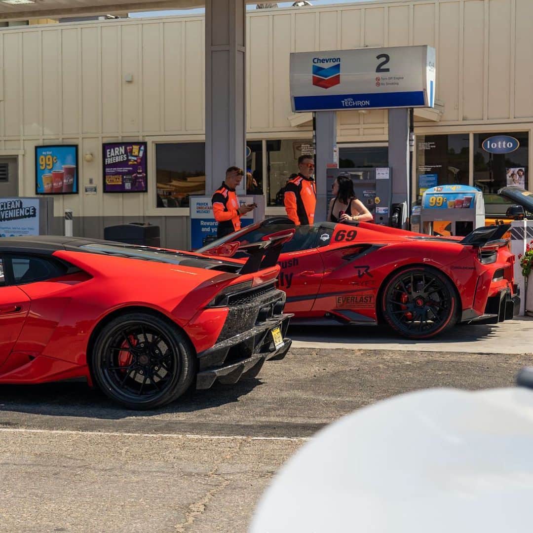 CARLiFESTYLEさんのインスタグラム写真 - (CARLiFESTYLEInstagram)「Widebody Huracan or Mansory 488? • Join @goldrushrally June 11-20 on their “Saints & Sinners” Tour. They’ll be starting in New York and making their way to Dallas   For more information visit goldRushRally.com or shoot them a DM. #carlifestyle #goldrushrally」2月21日 9時16分 - carlifestyle