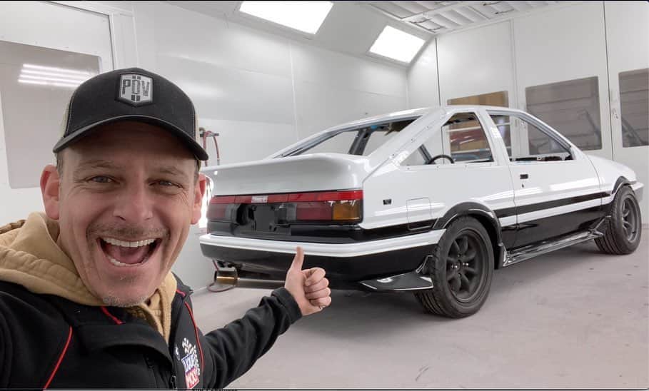 スティーブのインスタグラム：「Before you swipe right was the Kid happy about how awesome @vividautobody did on his hachiroku ae86 Panda Trueno or was he pissed that I put the wheels on backwards!! Lol. It’s all good cuz this car is coming out incredible!! Engine next assuming Dhl gets us the lost package of engine parts that’s been floating around the planet.  Check out my latest release on YouTube today to see this beautiful Corolla up close!! Also huge shoutout to @etsuryu_llc for the hook up on the rare parts we needed!! 日本から超貴重なパーツが届いた！早速パンダトレノ につけてみた！しかしワタナベホイールは前と後ろ逆だった！笑 新作動画をチェックしましょう」