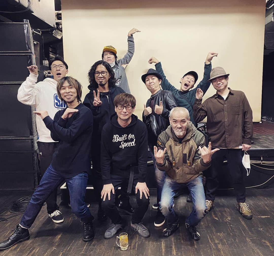 神田雄一朗のインスタグラム：「GRAND COLOR STONEとのツーマンでした！  流石の兄貴たちだったな〜 改めて全力でアホでカッコいいバンドでした！ 今回は無観客だったけど、次は必ずみんなの目の前でやりたい！」