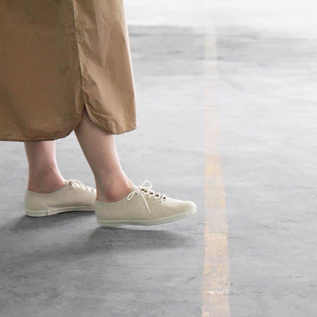 MOONSTARのインスタグラム：「LITE UBAL CL / BEIGE  #moonstarshoes  #finevulcanized  #liteubalcl  #madeinkurume」