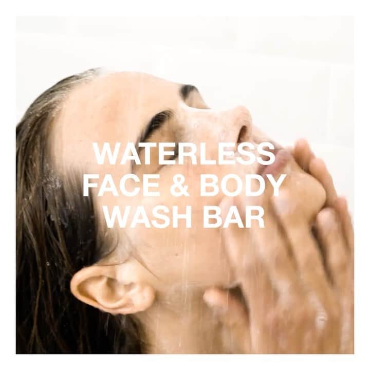 Stop The Water While Using Me!のインスタグラム：「With our CO2-neutral Face & Body Wash Bar, we protect our valuable resource. The soap-free bar is made without water. Instead we use purely natural ingredients that cleanse, nourish and revitalize your face and body. 💙⁠⁠ ⁠⁠ #waterlover #waterless #bodywash #facecare #bodycare #waterlessbar #cleancosmetics #inyourface #greenbeauty #allnaturalcosmetic #carbonneutralcosmetic #zerowastecosmetic #microplasicfree #sustainablelifestyle #ecofriendly #stopthewaterwhileusingme」