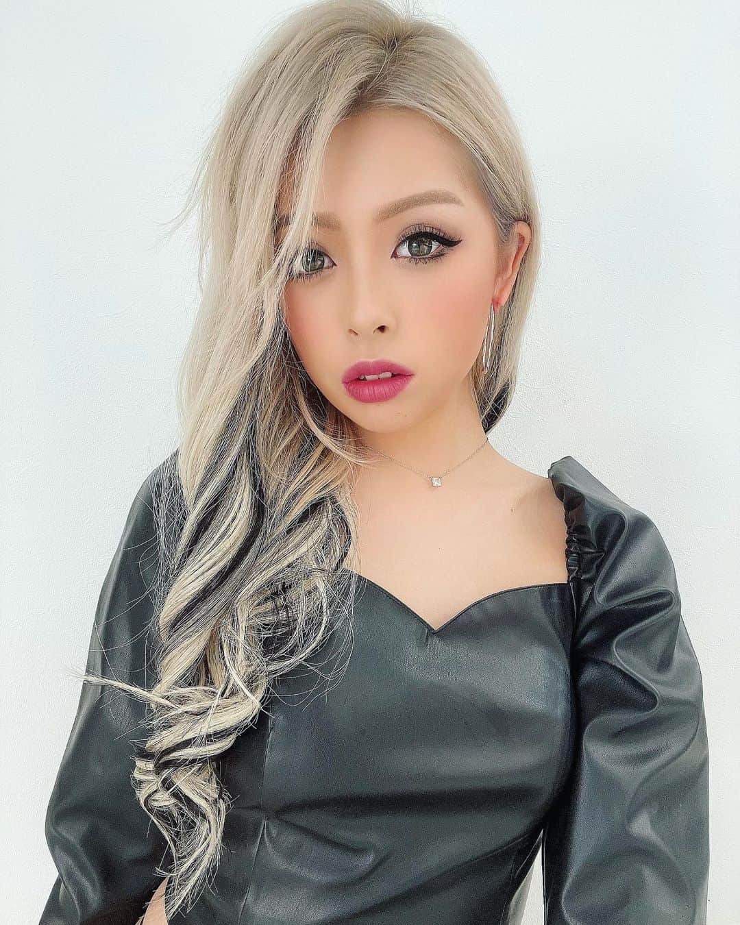 あやか（石山彩花）のインスタグラム