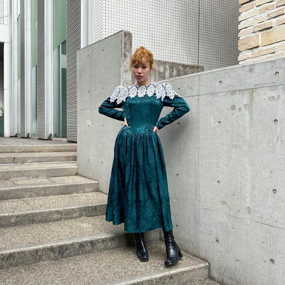 PUNK CAKEのインスタグラム：「•lace design green flower dress  #punkcake  #vintage #vintageclothing  #80sfashion  #古着 #古着コーデ  #古着女子 #レディース古着　 #原宿 #harajuku  #harajukufashion  #原宿古着屋 #東京古着屋  #古着屋巡り #古着通販」
