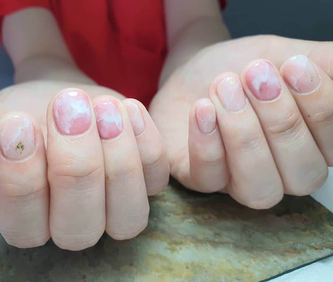 Yingのインスタグラム：「I used PREGEL Tulle Grege, Pale Almond, White, and Base White. All items can be purchased at @nailwonderlandsg 🤗 . . . 🛒 www.nailwonderland.com⁣⁣ 📍20A Penhas Road, Singapore 208184⁣⁣ (5 minutes walk from Lavender MRT)⁣⁣ .  I am currently only able to take bookings from my existing pool of customers. If I have slots available for new customers, I will post them on my IG stories. Thank you to everyone who likes my work 🙏 if you need your nails done, please consider booking other artists at @thenailartelier instead ❤  #ネイルデザイン  #ネイルアート #ネイル #ジェルネイル #nailart #네일아트 #pregel #プリジェル #nails #gelnails #sgnails」