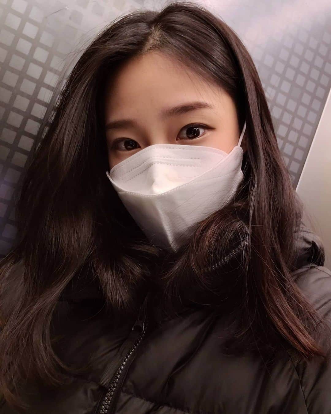 ZUYONIさんのインスタグラム写真 - (ZUYONIInstagram)「어제 영상에서 다뤘던 ONE UI 3.1 포토 리마스터 ...