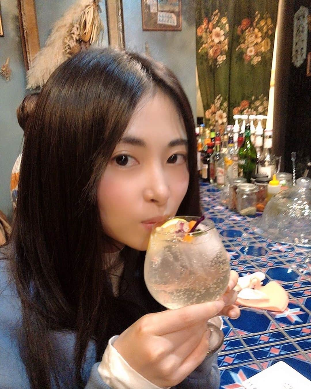 佐藤望美さんのインスタグラム写真 - (佐藤望美Instagram)「たまには私服も🍹 ・ #follow #followme #nozomisato #hanabar #佐藤望美　#グラビアアイドル」2月21日 13時39分 - nozomisato__