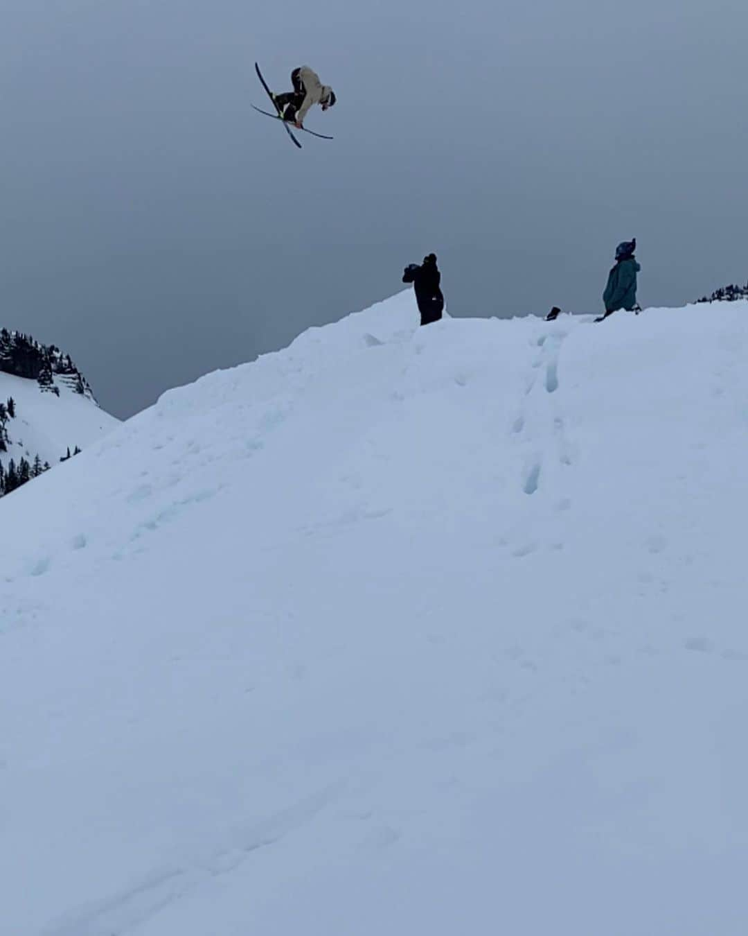 X Gamesさんのインスタグラム写真 - (X GamesInstagram)「@tannerhall420 ✖ 37 years old ✖ Kalispell, MT 🇺🇸 ✖ 7-time #XGames Gold Medalist 📹 & 📸 Team: @lelandmcnamara #RealSki 2021 Video Parts Drop Mon., Feb. 22!」2月21日 13時55分 - xgames