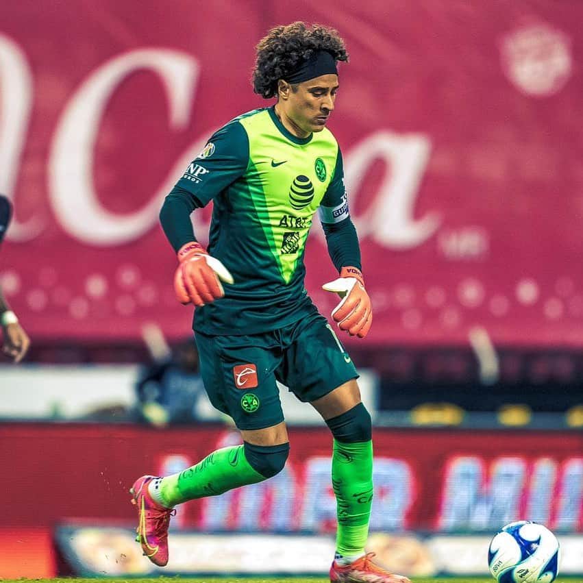 ギジェルモ・オチョアのインスタグラム：「Vamos América!!! Vamos Águilas!!! 😎👌🏻🔥#somosamérica」