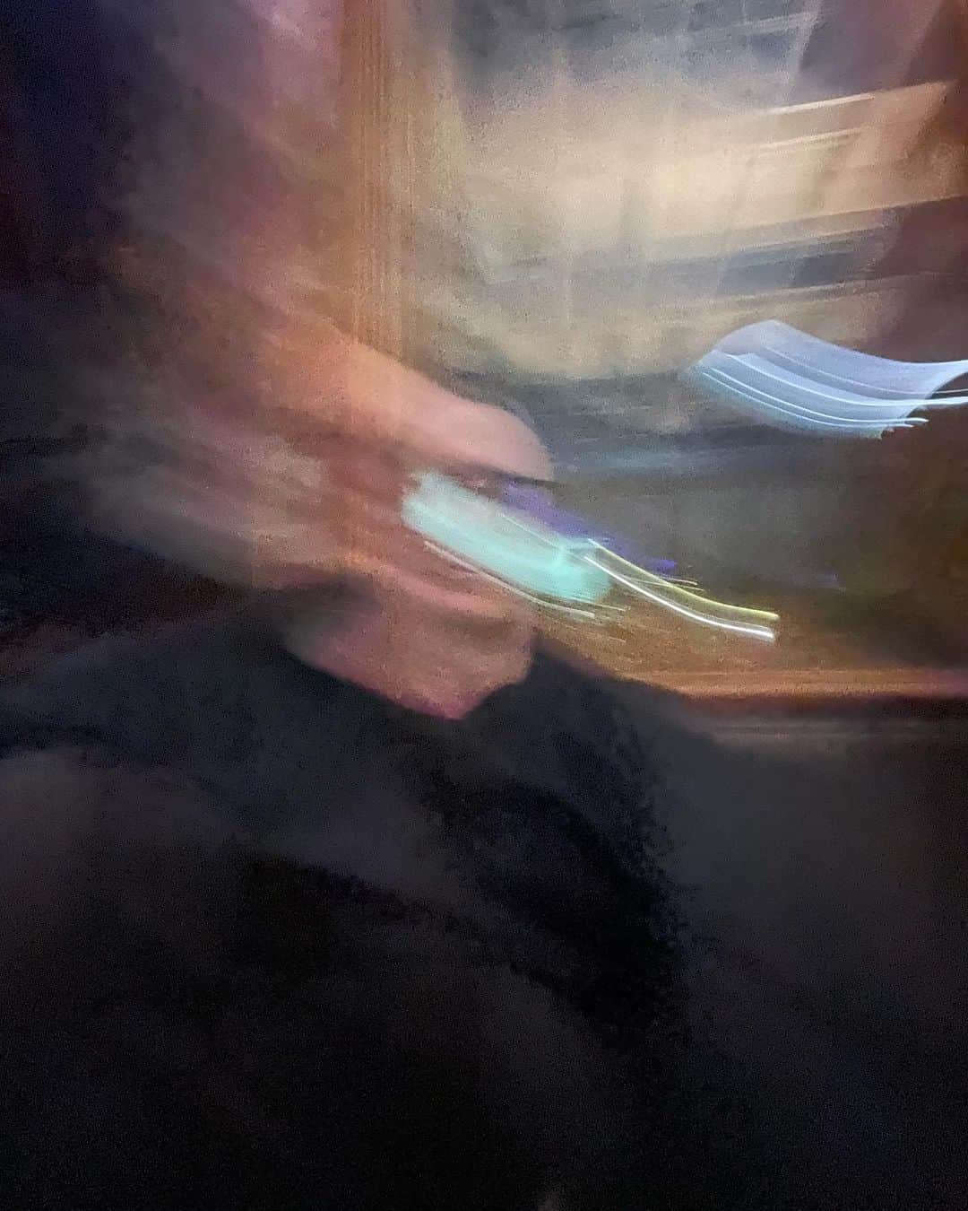 ブライアン・アダムスのインスタグラム：「New iPhone selfie sorted! #nailedit」