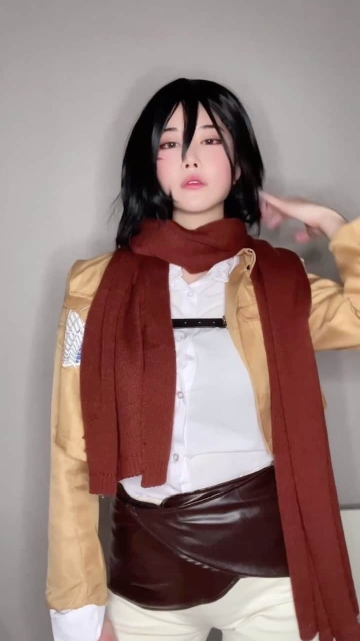 ハユンのインスタグラム：「Rough woman⚔️#mikasa#aot」