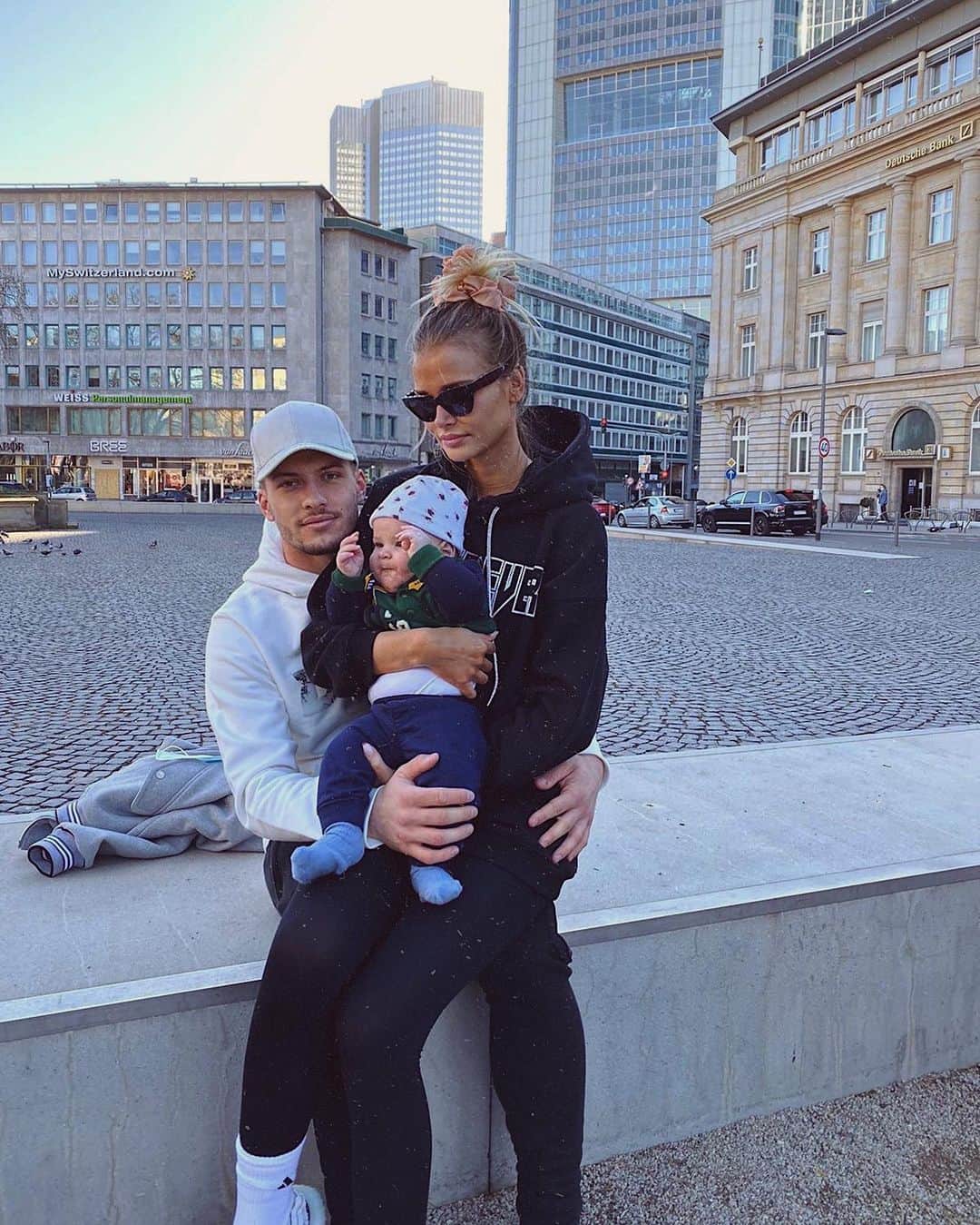ソフィア・ミロシェヴィッチのインスタグラム：「Family❤️」