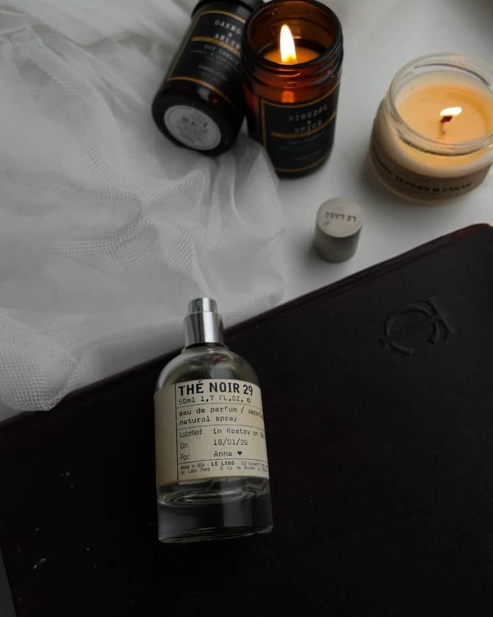 Anyuta Goldenのインスタグラム：「Одни из любимых 🖤」