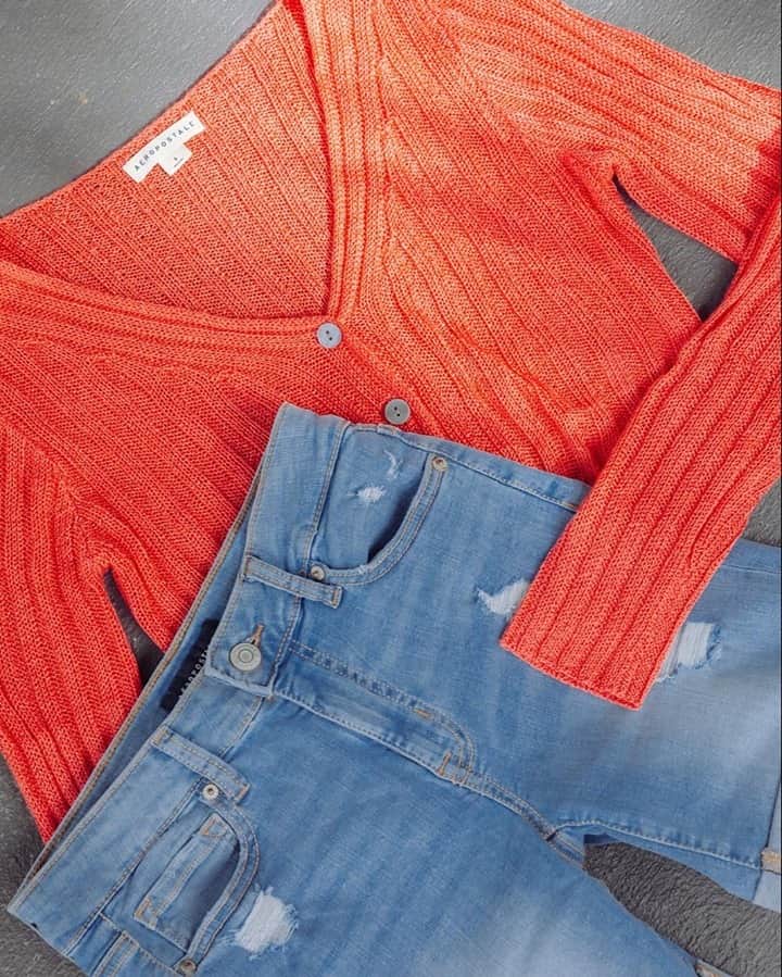 エアロポステールのインスタグラム：「Long story short, we can’t get enough of this combo ❤️#AeroWorld」
