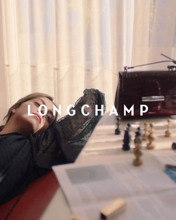 のインスタグラム：「"Every weekend should be a 3-day weekend."  Having #ParisianThoughts with the #LongchampRoseau.  #LongchampTresParis #LongchampSS21 #Longchamp」