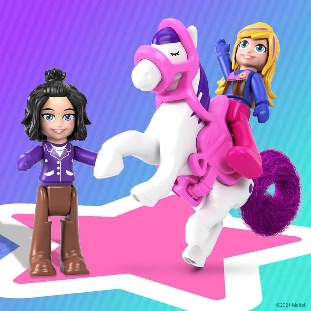 Mattelさんのインスタグラム写真 - (MattelInstagram)「Saddle up for a tiny adventure with #PollyPocket! 💜🐴 With the new Jumpin’ Style Pony Playset, kids can groom their horse, take Polly on a ride, and even carry the set as a purse for fashionable, on-the-go play.」2月22日 2時00分 - mattel