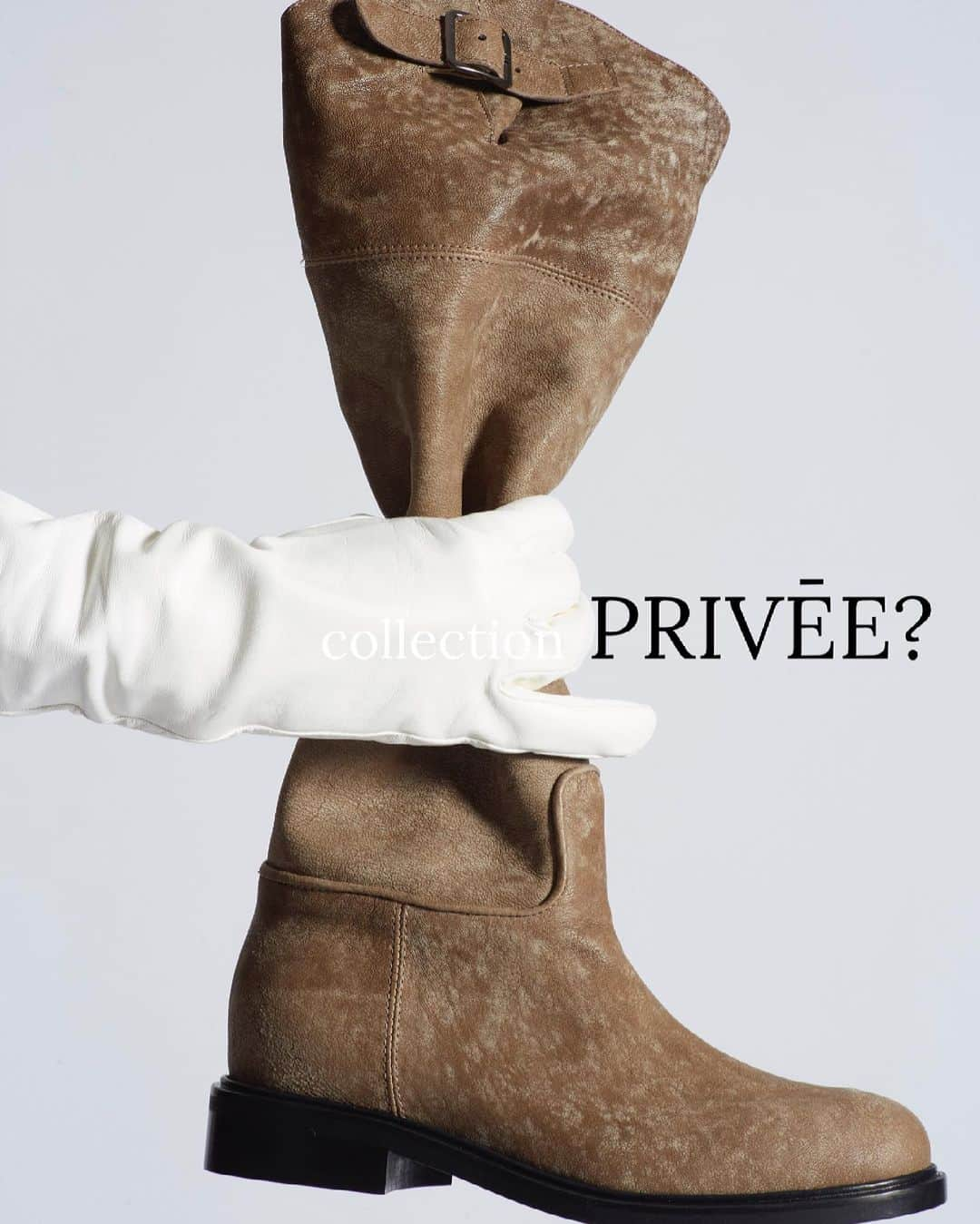 コレクションプリヴェのインスタグラム：「collection PRIVĒE? FW 21/22  Our favorite horsy boot #collectionpriveeaccessories  • • • • • #newcollection #collectionpriveeofficial #brusheffect #horsyboot #boots #womensaccessories #accessories #shoes #totallook #suede #iconic #fashionista #style #love #womenshoes #madeinitaly #handmade #artisanal #fw2122 #mfw #tfw #hpfrance」