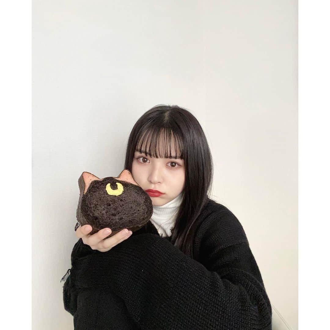 小泉のん（のんち）さんのインスタグラム写真 - (小泉のん（のんち）Instagram)「.  愛しの🌒🖤」2月21日 17時57分 - _ponichan