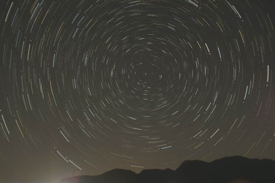 中島浩二さんのインスタグラム写真 - (中島浩二Instagram)「綺麗な星の画像だすーー😊  実は、夕方じゃんじゃんのじゃんじゃんクイズに出てくれたリスナーが天体望遠鏡が趣味だそうで、綺麗な画像を送って貰っただすーー😊  1️⃣馬頭星雲 2️⃣プレアデス星団　おうし座 3️⃣かもめ星雲　いっかくじゅう座 4️⃣オメガ星団　ケンタウルス座 5️⃣天の北極　日周運動 6️⃣回転花火銀河　おおぐま座 7️⃣月 8️⃣土星 9️⃣木星と土星の接近 🔟アンドロメダ銀河  いやー、やっぱり素晴らしいだすなー😊 美しいもので、癒されるだすーー😊  #月　#土星　#土星と木星 #アンドロメダ銀河　#オメガ星団 #プレアデス星団　#馬頭星雲 #かもめ星雲　#回転花火銀河」2月21日 18時15分 - koji_nakajiii