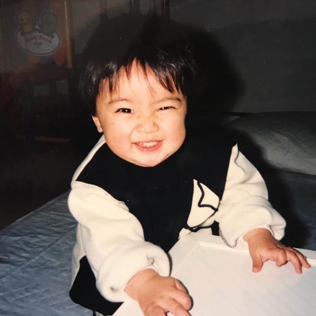 本田剛文さんのインスタグラム写真 - (本田剛文Instagram)「今日は母ちゃんの誕生日なので！ 子ども本ちゃん総集編です。  #誕生日 #おめでとう #子ども #幼少期  #キッズモデル #心 #ねじ曲がる前 #ボイメン」2月21日 18時35分 - boymen_honda