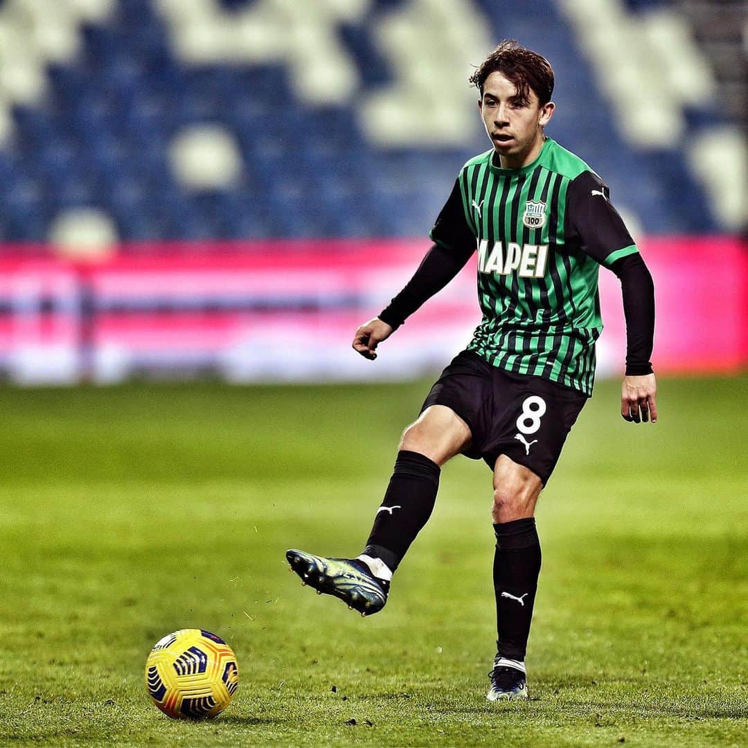 USサッスオーロ・カルチョさんのインスタグラム写真 - (USサッスオーロ・カルチョInstagram)「📸🖤💚⠀⠀ ⠀⠀ #SassuoloBologna #SerieATIM #SassuoloCalcio #Caputo #Berardi #Locatelli #Rogerio #Lopez #Ferrari #Marlon #Neroverdi #MapeiStadium #ForzaSasol  ⠀⠀ Highlights online su sassuolochannel.tv (link in bio o nella storia) 📺」2月21日 19時10分 - sassuolocalcio