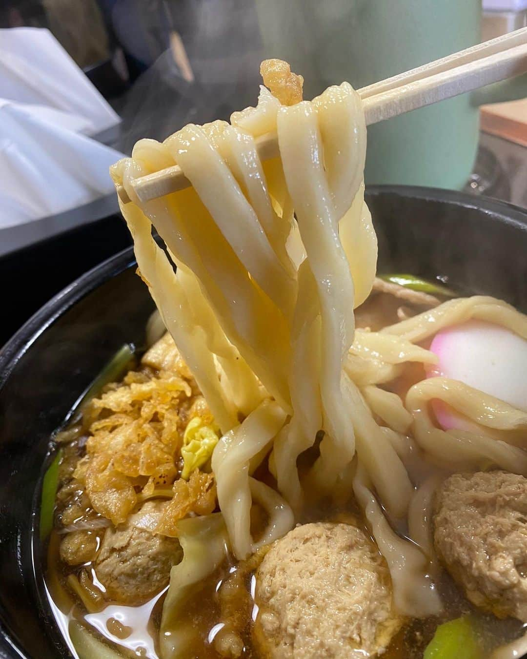 浜亮太さんのインスタグラム写真 - (浜亮太Instagram)「前橋【どすこいうどん浜ちゃん】に御来店頂き有り難うございました！　今日はまさかの永田裕志選手御来店！　緊張したゼァ！（笑）明日も群馬県感染症対策営業時間短縮要請の為、昼11時〜14時の営業です！(うどん・めんつゆがなくなり次第終了)  宜しくお願い致しますゼァ！  #浜亮太  #永田裕志　#前橋　#どすこいうどん浜ちゃん  #ウマ杉晋作」2月21日 19時15分 - hama.2964