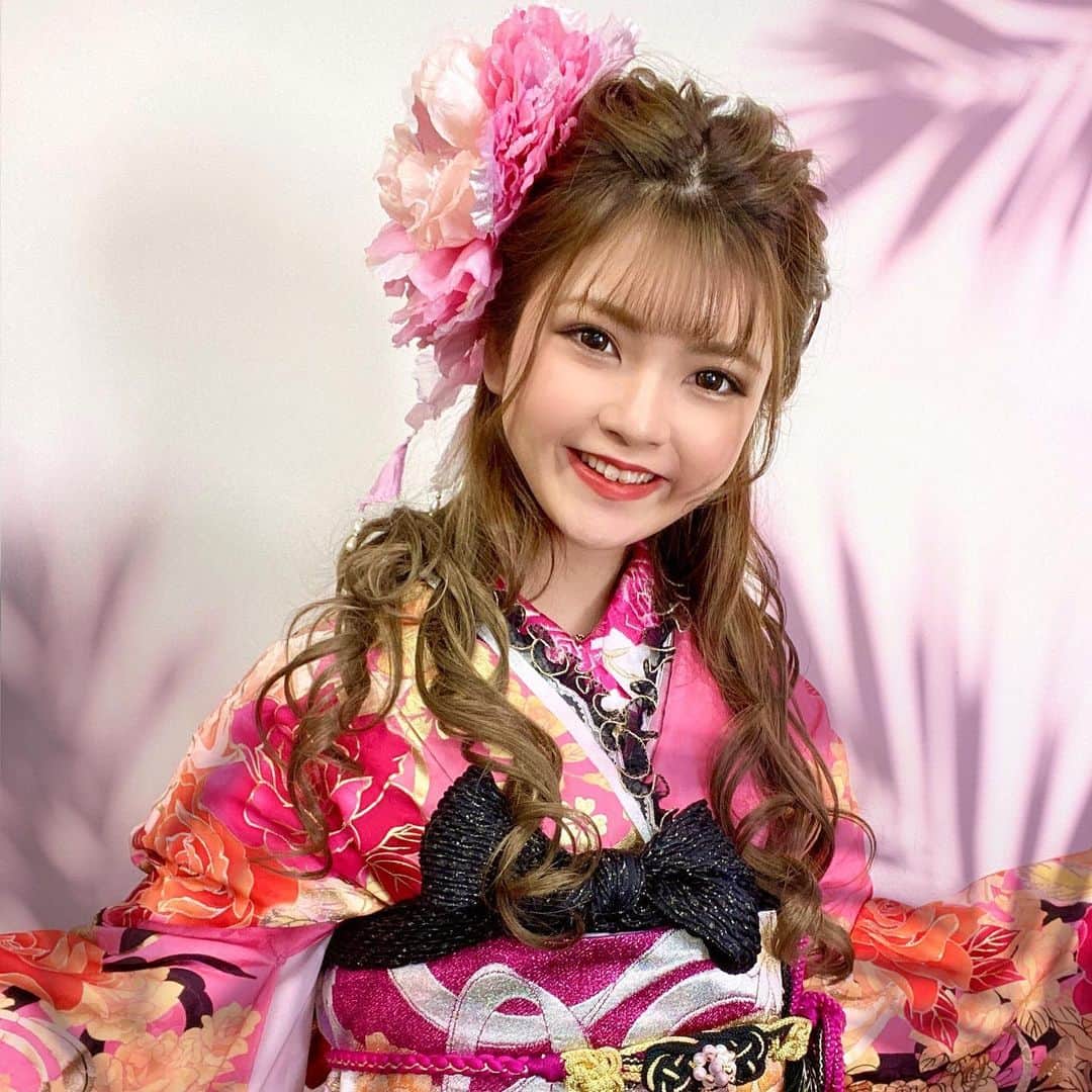 岩永由里奈のインスタグラム：「ピンキュ！！💖💖💖」