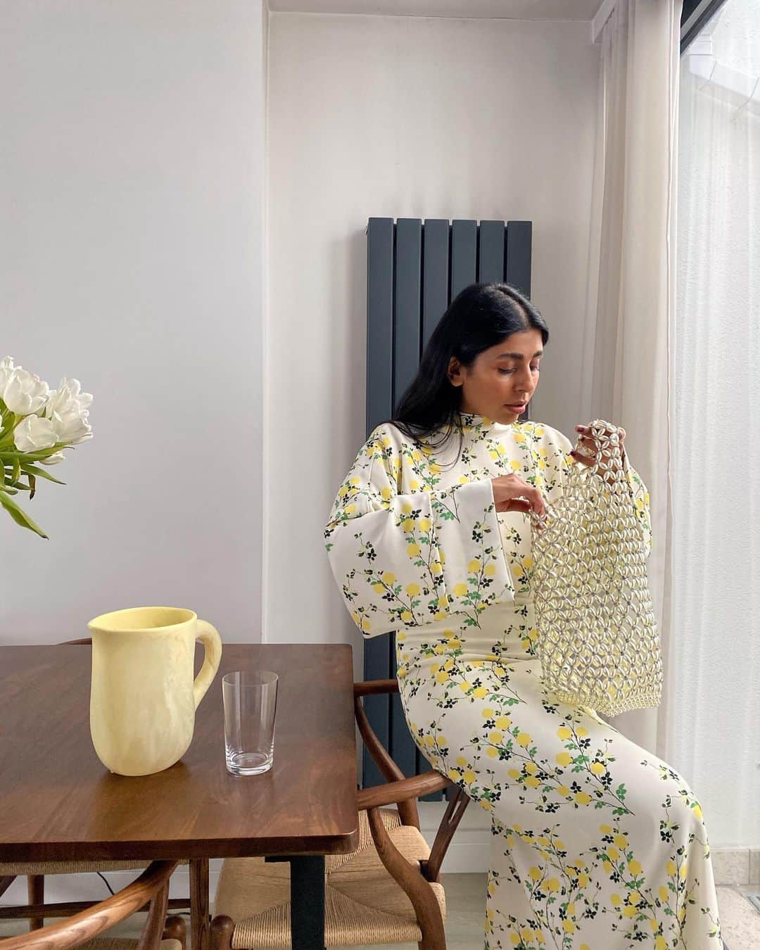 Harrodsのインスタグラム：「Spring has sprung in the home of @Monikh 🌼 Tap to shop her buttercup-bright look now.  A floral dress is just one of our favourite trends for SS21; head to our stories to discover more.  #Harrods #HarrodsFashion  Our stores are closed but you can still discover the #WorldOfHarrods through Personal Shopping and online at harrods.com.」