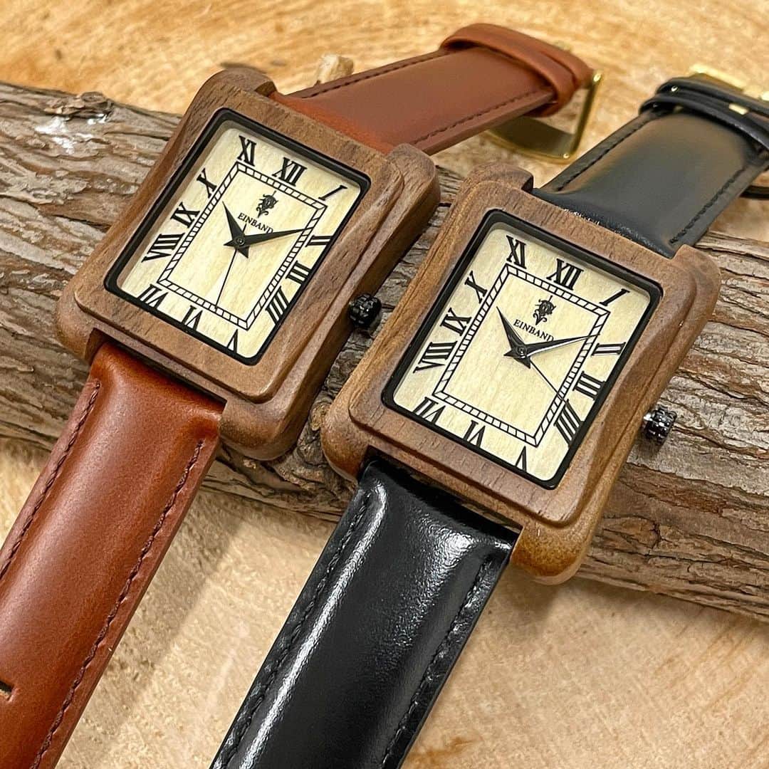 EINBAND -アインバンド-のインスタグラム：「スクエア木製腕時計【Licht リヒト】ドイツ語で『光』という意味です！  こちらの腕時計はEINBANDオリジナル本革レザーベルトにも対応しております。 木製ベルトとレザーベルトお好きな方をお選びいただけます♪  近日販売となりますのでよろしくお願い致します！  #EINBAND #木製腕時計」