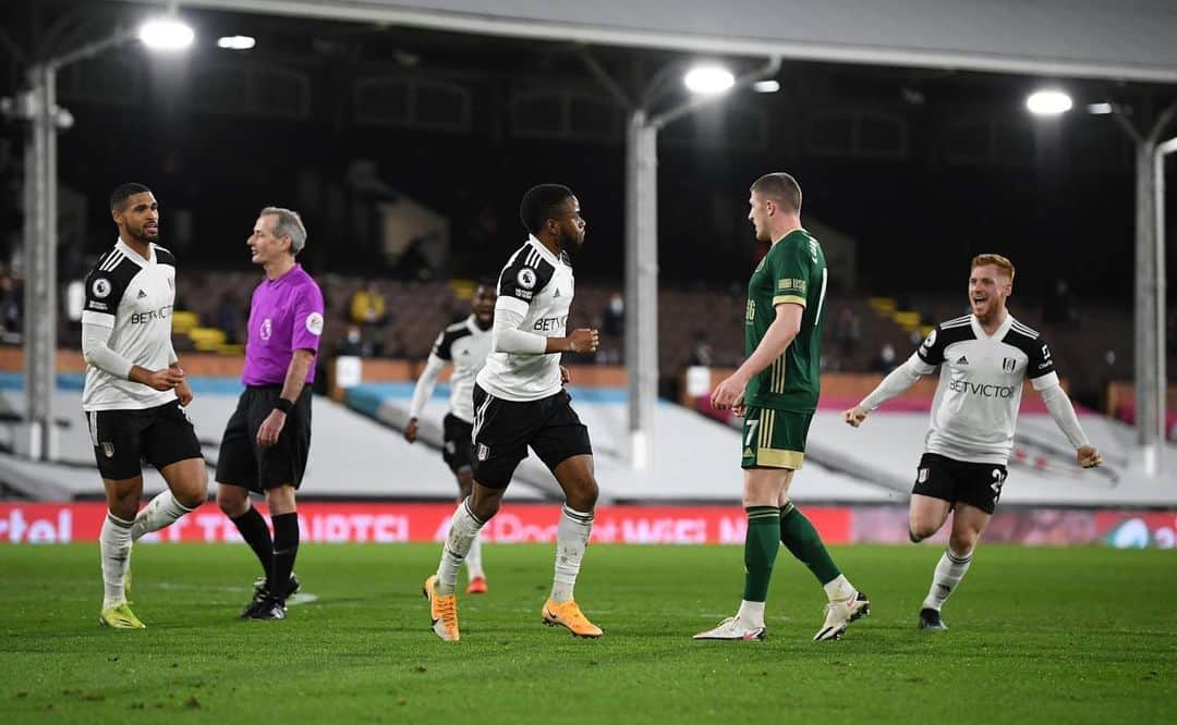 ハリソン・リードのインスタグラム：「+3 let’s go. Big win and a great week for us! There’s more to come from this team. Rest up and on to the next one @fulhamfc ⚪️⚫️  @molalookman 🔝🔝🔝」