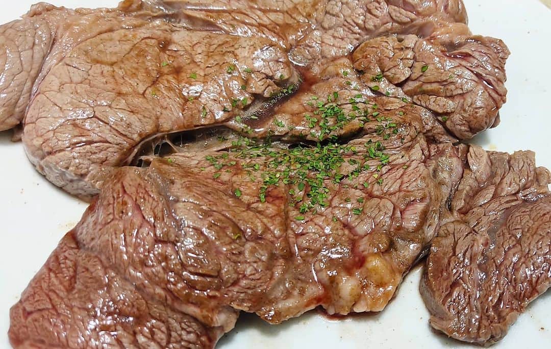 のインスタグラム：「#ステーキ」