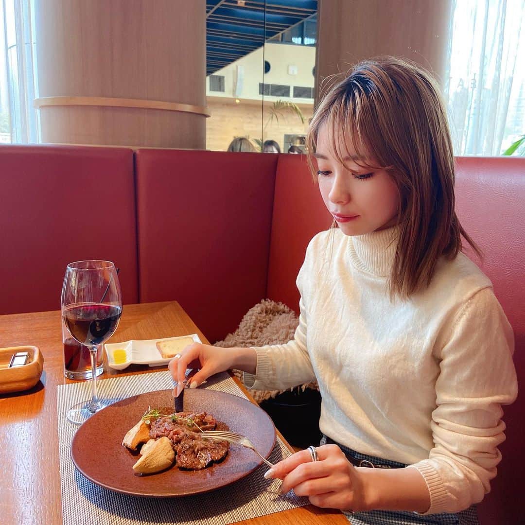 塩川裕美のグルメインスタ