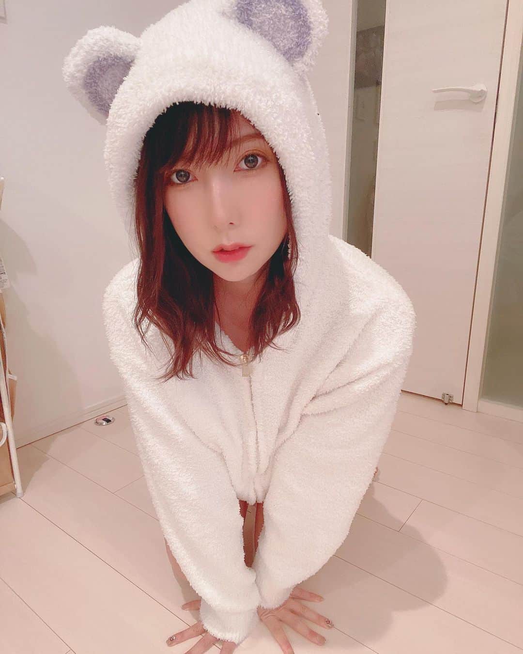 波多野結衣さんのインスタグラム写真 - (波多野結衣Instagram)「ジェラピケ×どうぶつの森 . . #どうぶつの森 #ジェラピケ #もこもこ #部屋着 #波多野結衣」2月21日 21時10分 - hatachan524