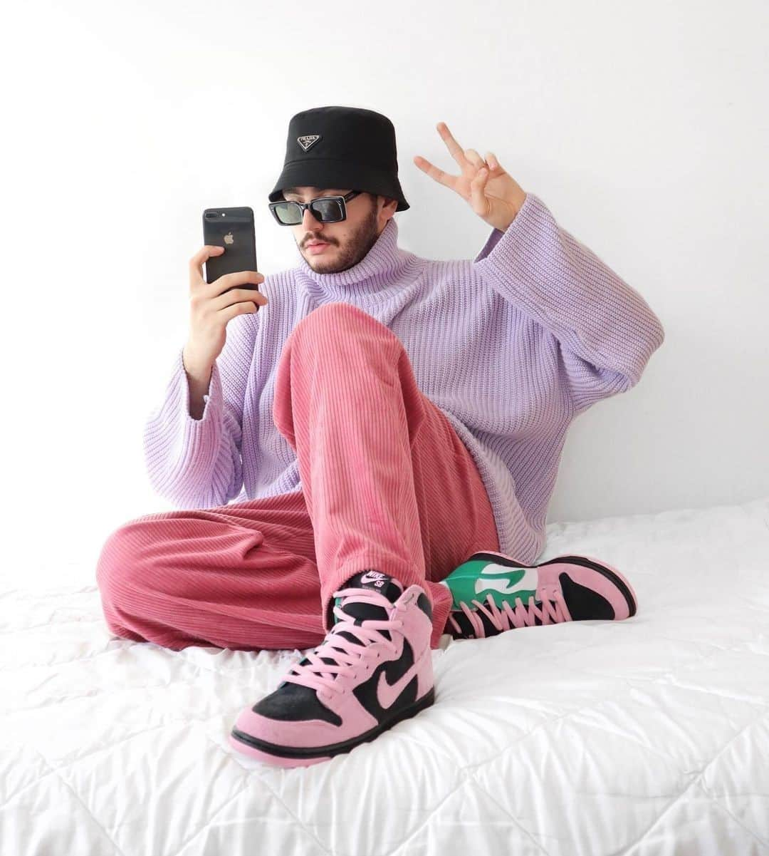 ASOSさんのインスタグラム写真 - (ASOSInstagram)「Staying in bed all day, hbu? 🎀  ASOS DESIGN lilac jumper [1806494] As Seen On @aliibrvhim」2月21日 21時20分 - asos