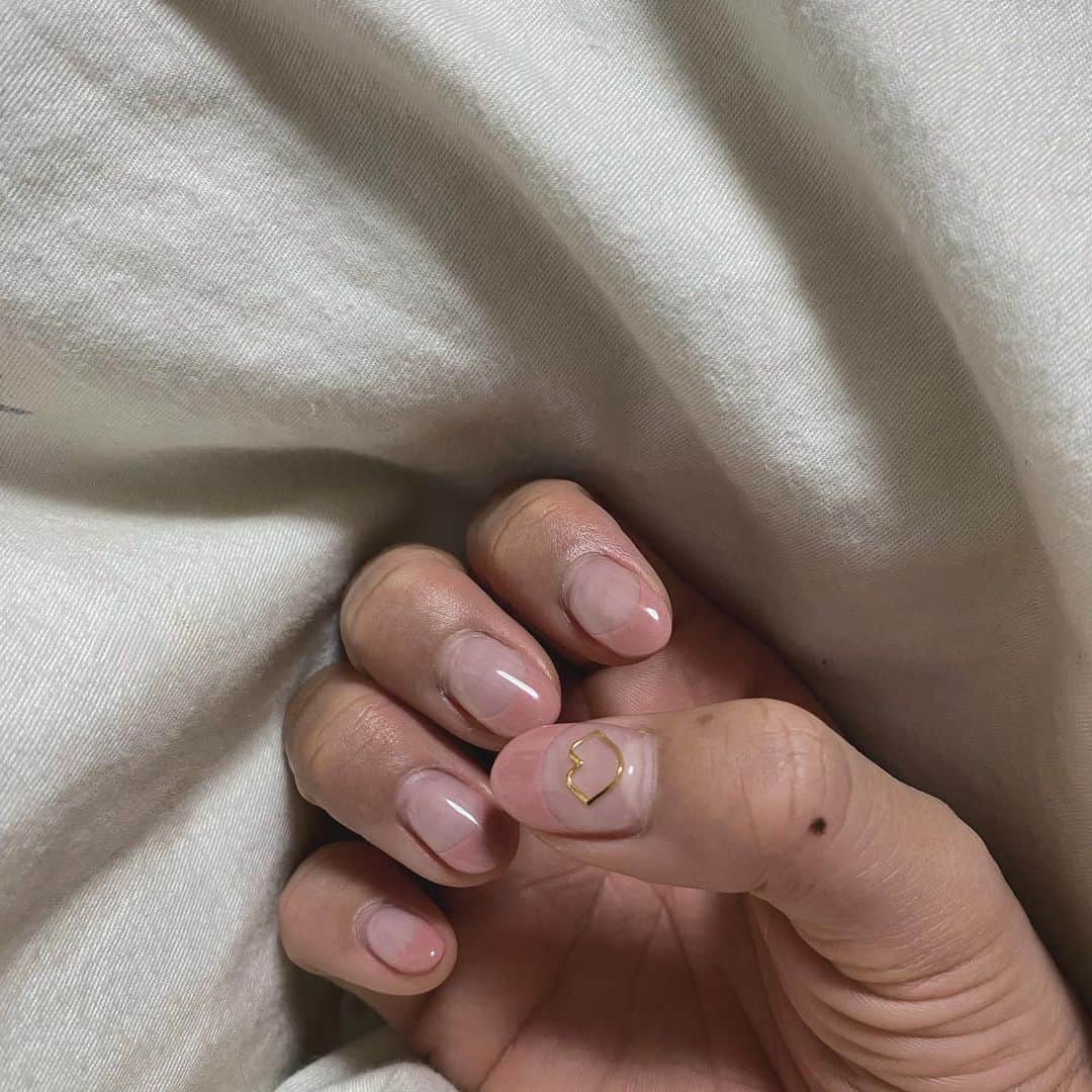 中野愛理のインスタグラム：「new nail💞 　　　　　 　　　　　 #newnail #nail #ネイルデザイン #フレンチネイル  #ピンクフレンチネイル #ピンクネイル #シンプルネイル」
