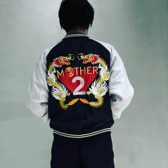 のインスタグラム：「MOTHER2 スカジャン 試着 ＸＬサイズ 良いカンジだった🐉  買おうか悩む〜」