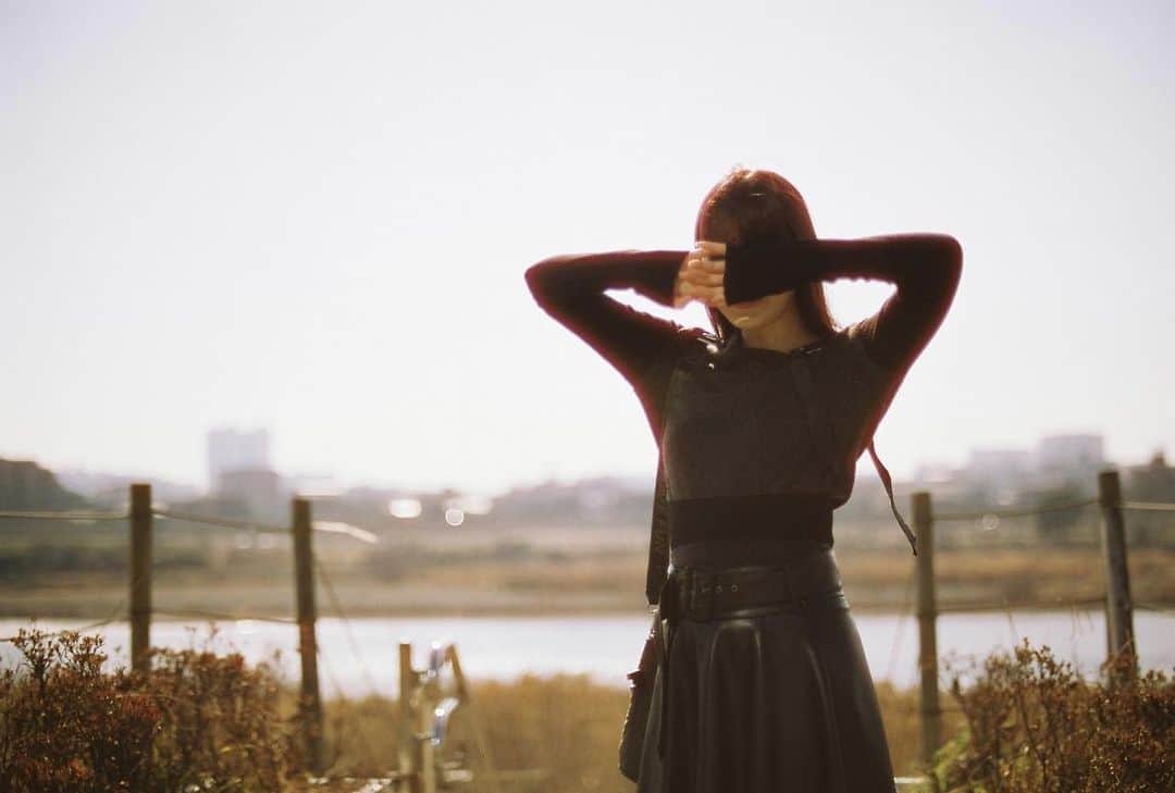 折原あやののインスタグラム：「#フィルムおりおる   最近変えたプロフィール写真のもの📷  カメラマン: @anchan.jr   #フィルム #フィルムカメラ　#film #filmcamera  #model #モデル」