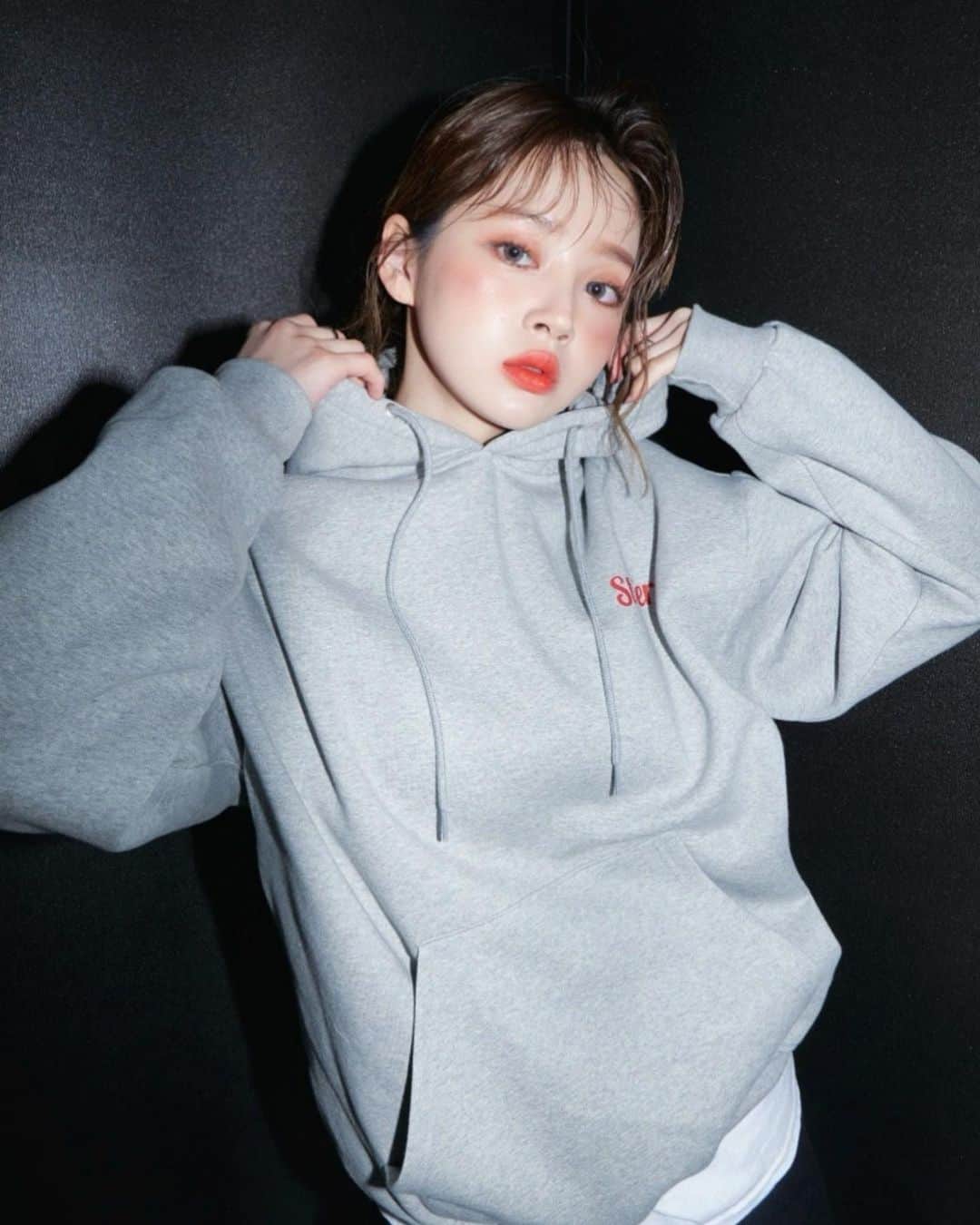 Yoonbitnaのインスタグラム：「NEW👏🏻 @stuffer.official  @jangjeaho 📸」